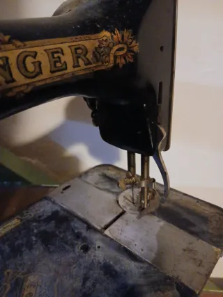 Máquina de coser Singer antigua