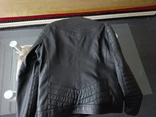 Chaqueta de piel auténtica estilo motero