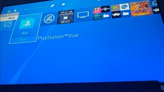 PlayStation 4 Pro 1TB Glacier White