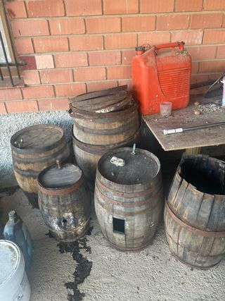 Lote de Barricas de madera