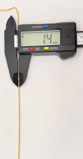 Cadena Singapur de oro de 18k, 2.18 g, 45.5 cm.