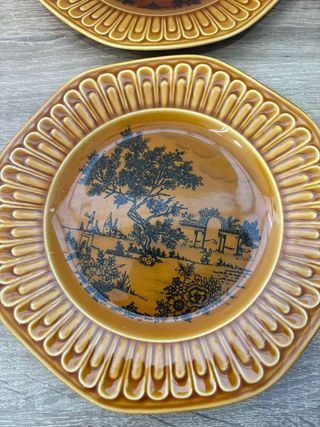 4 PLATOS DECORATIVOS