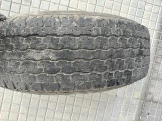 Llanta Nissan Terrano 255/75R15