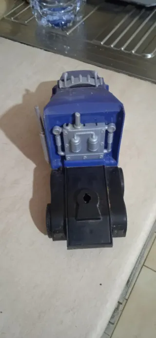 Camioncino giocattolo per bambini