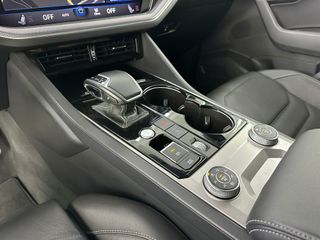 Volkswagen Touareg R-Line 3.0 V6 TDI 170kW Tip 4M