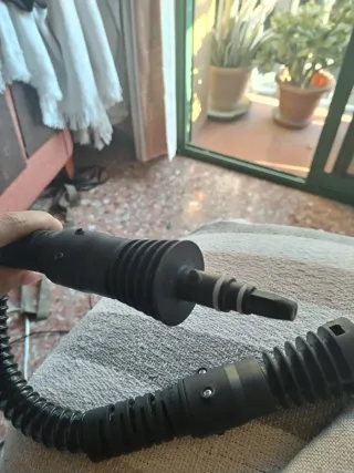 Limpiador a vapor Thulos con accesorios