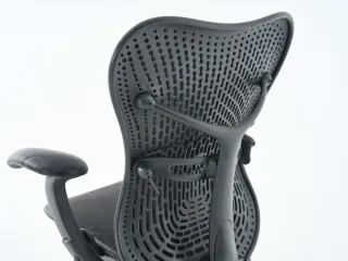 Silla Herman Miller "Mirra Butterfly"