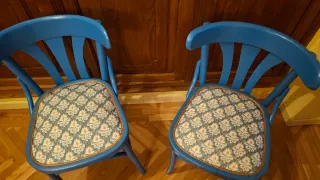 Vendo 2 Sillas Thonet,vintage restauradas a mano.