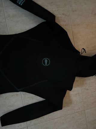 Dakine Mission 5/4/3 Talla S con capucha