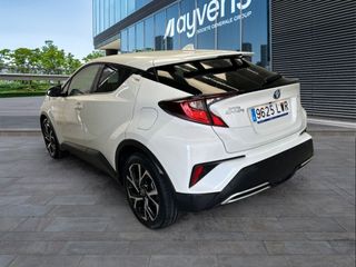 Toyota C-HR 180H Advance 135 kW (184 CV)