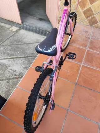 Bicicleta niña rosa sin usar