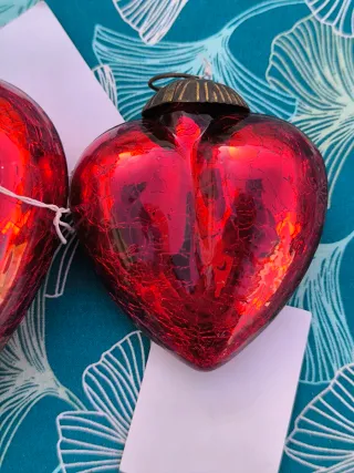 2 adornos corazón cristal rojo de India