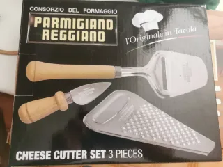 Set Taglia formaggio