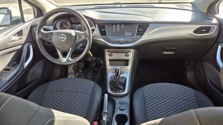 120€/mes 115.000kms 2018 Opel Astra 2018