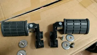 Reposapiés Yamaha SR (Pareja)