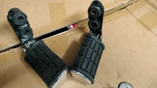 Reposapiés Yamaha SR (Pareja)