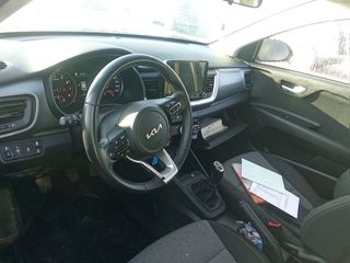 Kia Stonic 1.0 T-GDi MHEV iMT Concept 74 kW (100 CV)