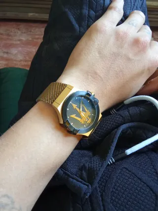 Reloj Maserati Dorado y Negro