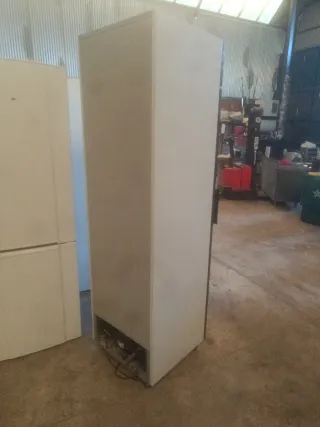 Cámara refrigerada postres/bebidas