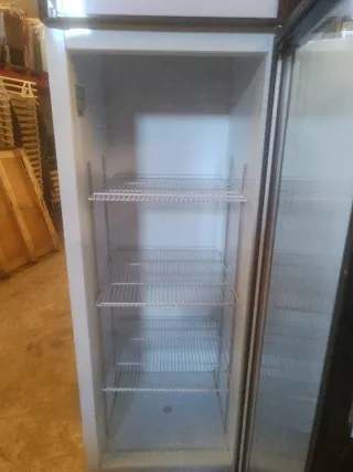 Cámara refrigerada postres/bebidas