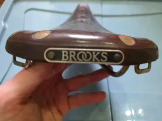 Asiento y puños Brooks de cuero