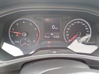 Volkswagen T-Roc Advance R-Line 1.0 TSI 81 kW (110 CV)