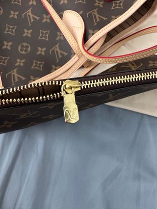 Vuitton Monogram con Neceser