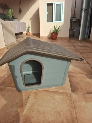 Caseta para gatos azul y marrón