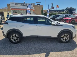 Peugeot 2008 2021