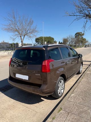 Peugeot 5008 1.6 HDI