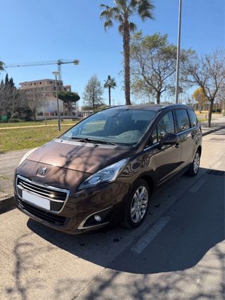 Peugeot 5008 1.6 HDI