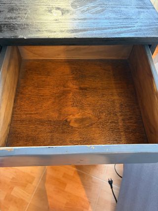 Cómoda cajonera de madera