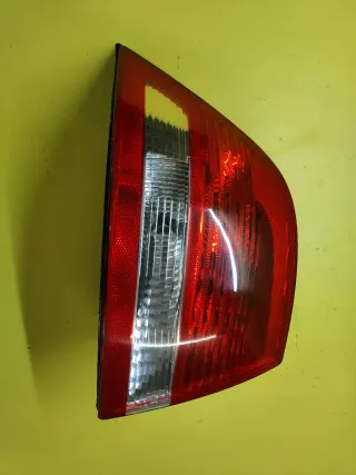 PILOTO TRASERO IZQUIERDO SAAB 93 SAAB 9-3 BERLINA