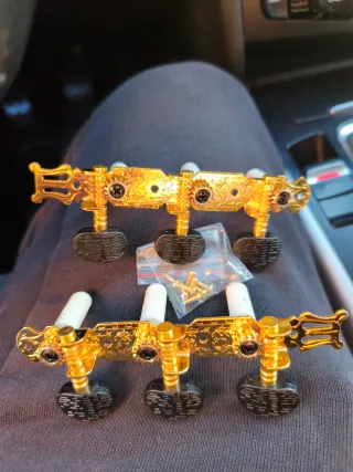 Clavijeros Guitarra Española Dorados