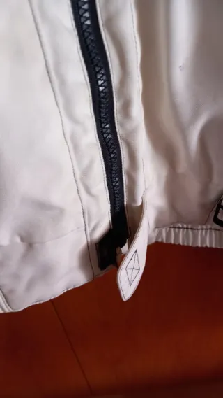 Chaqueta de nieve deportiva