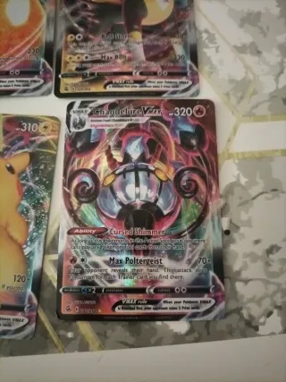 4 Cartas Pokémon VMAX