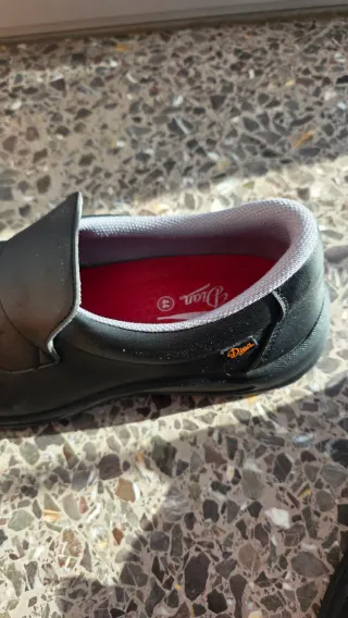Zapatos de seguridad para cocina marca Dian color