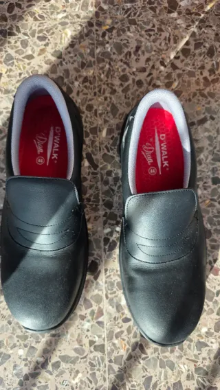 Zapatos de seguridad para cocina marca Dian color