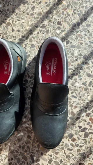 Zapatos de seguridad para cocina marca Dian color