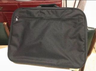 Maletín portatil hasta 17”
