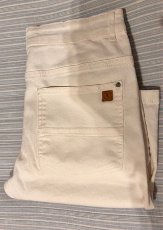 Bermuda blanca 5 bolsillos Kids. Talla 13/14