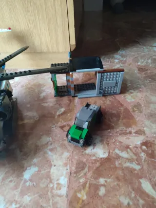 Lego 60046 - Elicottero e Auto