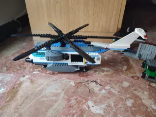 Lego 60046 - Elicottero e Auto