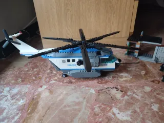 Lego 60046 - Elicottero e Auto