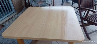 Mesa de madera extensible