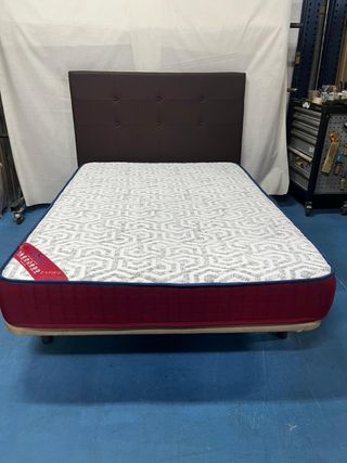 Base tapizada y colchón Viscoelástico135x190