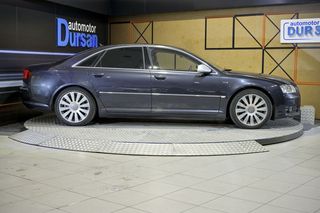 Audi A8   6.0 Quattro Tiptronic