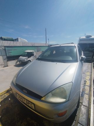 Ford Focus 1.6 16V Sedán Gasolina 2001