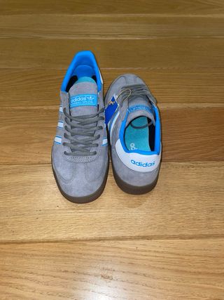 Adidas Moscow Zapatillas Grises y Azules