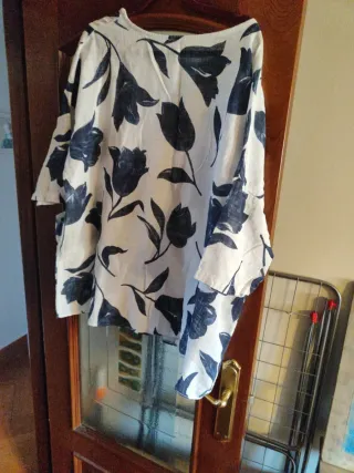 Camisa de lino con estampado floral